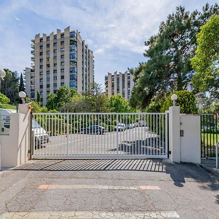 Park & Suites -Wifi-Netflix-Vue Marseilles Buitenkant foto