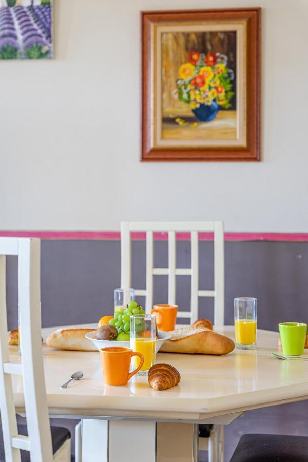Park & Suites -Wifi-Netflix-Vue Marseilles Buitenkant foto