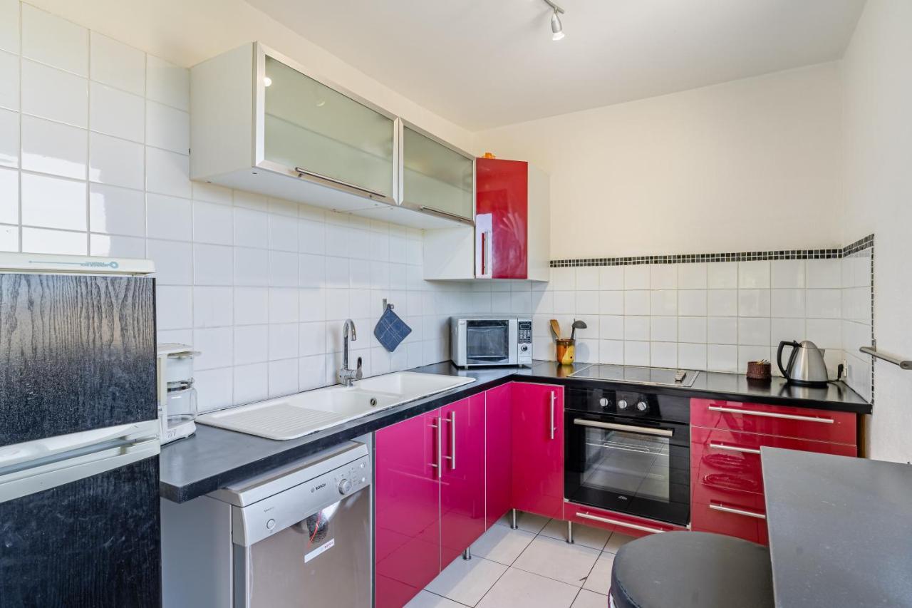 Park & Suites -Wifi-Netflix-Vue Marseilles Buitenkant foto